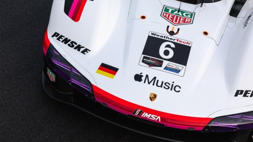 Porsche, A Porsche With an Apple Livery Is Racing at Long Beach This Weekend