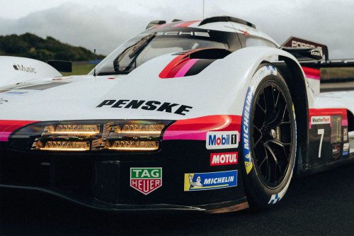 A Porsche With an Apple Livery Is Racing at Long Beach This Weekend