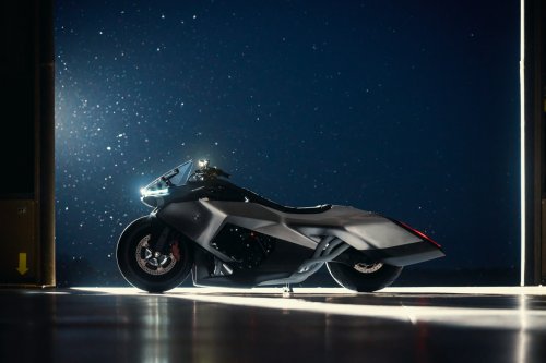 BMW, Radical Exhaust Pipes on BMW’s Vision K18 Concept Look Like Starship Thrusters