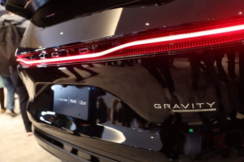 Hertz Jumps From AI Scanners to Robotaxis With Uber Partnership