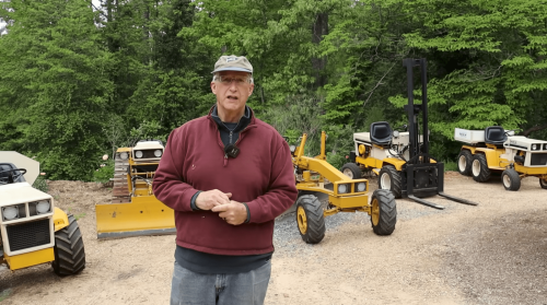 DIY Guy Builds Ultimate Chore Fleet With Mini Bulldozer, Road Grader Based on Lawn Tractors