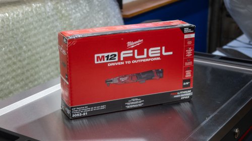 Milwaukee Gen 2 Fuel Power Ratchet Review: Pro Mechanic Specs at Consumer Pricing