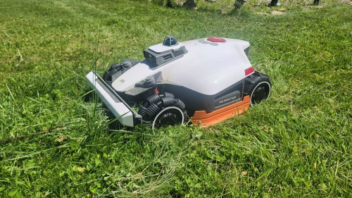 A Lidar-Enabled Lawn Robot That Won’t Break the Bank: The Mammotion Luba 3 AWD 5000H