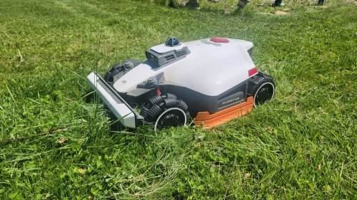 A Lidar-Enabled Lawn Robot That Won’t Break the Bank: The Mammotion Luba 3 AWD 5000H