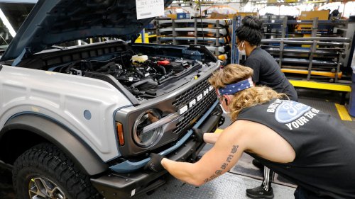 Ford Recalls Over Half a Million Broncos for Engine Fire Risk: TDS