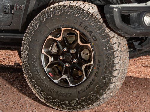 Driven: Linglong’s Leao Lion Climber Tires On an Actual Off-Road Trail