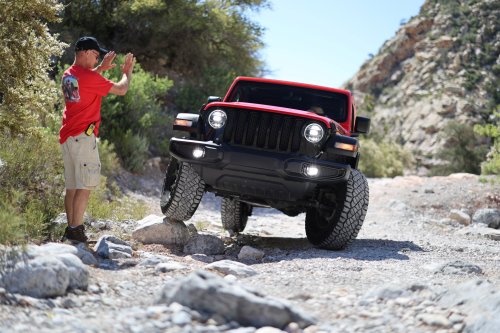 Driven: Linglong’s Leao Lion Climber Tires On an Actual Off-Road Trail