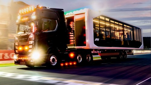 F1 Is Selling Its Richest Fans a Fancy Dinner on a Flat Bed as It Drives Around a Track