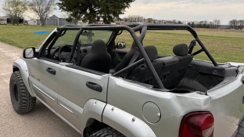 Jeep, Jeep Liberty, Pursue Life and Happiness With This Chopped-Top Jeep Liberty for Beater Car Money