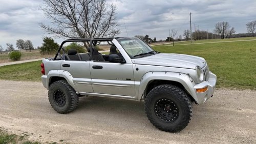 Jeep, Jeep Liberty, Pursue Life and Happiness With This Chopped-Top Jeep Liberty for Beater Car Money