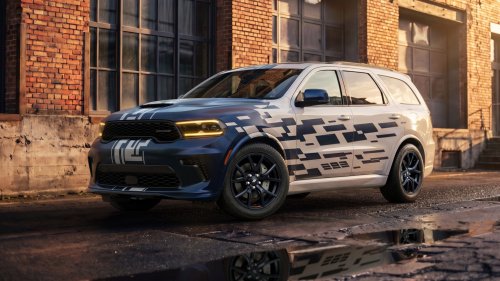 Dodge Goes the Porsche Route and Makes Custom Paint Colors Available to the Masses