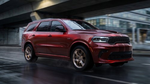 Dodge Goes the Porsche Route and Makes Custom Paint Colors Available to the Masses