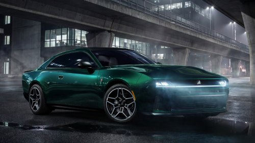 Dodge, Porsche, Dodge Goes the Porsche Route and Makes Custom Paint Colors Available to the Masses