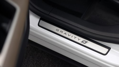 The Lucid Gravity GT-S Is a Sapphire-Inspired SUV with 1,070 HP
