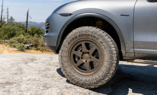 Make a Porsche 911 Dakar on a Budget With a 996 and This New Suspension Lift