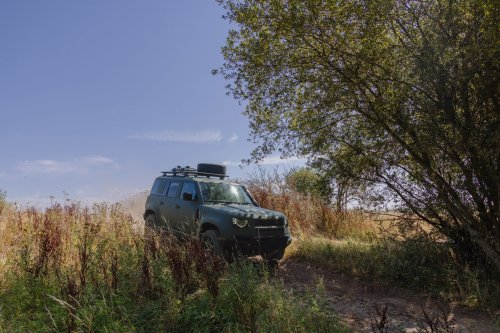 You’d Never Expect Land Rover’s Luxe New Defender To Pull Off Military-Spec This Well