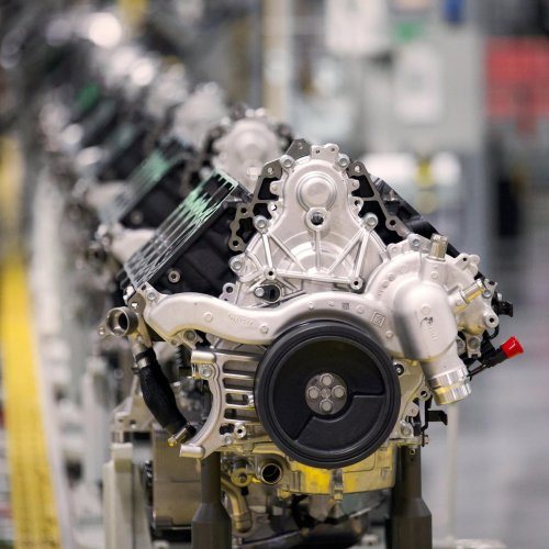 GM, GM’s New 8.3L Duramax Diesel: Here’s the Full Spec Download
