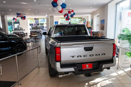 Toyota Leans on Dealers’ Help to Lobby Against Tariffs: TDS