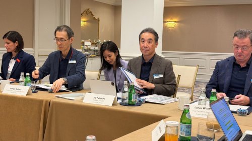 Honda, Toyota, Honda’s Top Bosses Explain How They’re Avoiding Toyota’s Engine Nightmare