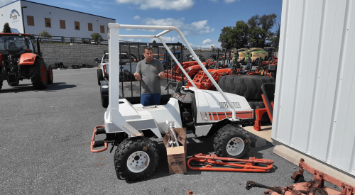 Kubota’s Remote Control Tractor Was an ’80s Flop. This Guy Just Found a Survivor
