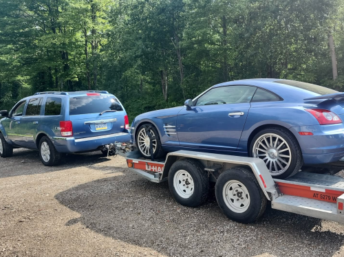 Meet the Guy Who Owns Every 2007 Chrysler Model in the Same Shade of Blue