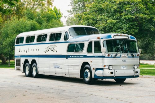 Different Times: Immaculate 1954 Greyhound Scenicruiser Bus for Sale Is a Reminder of What Was