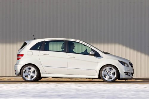 Mercedes-Benz, Hatchback, One Time, Mercedes-Benz Mechanics Built a Snarling V8 Hatchback