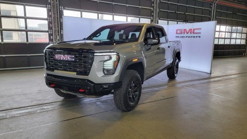 2027 GMC Sierra Denali Ultimate vs AT4X: GM’s Highest-Level Luxury Trucks Got Even Nicer