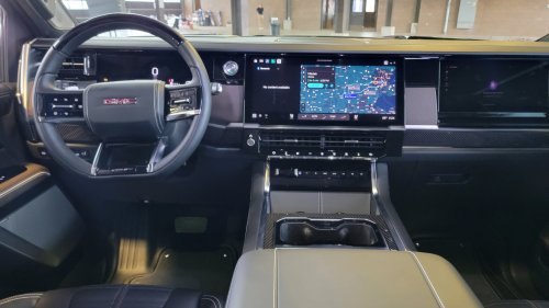 2027 GMC Sierra Denali Ultimate vs AT4X: GM’s Highest-Level Luxury Trucks Got Even Nicer