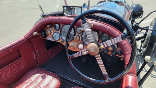 Everything About This 100-Year-Old, 100-MPH Bentley Is Wrong