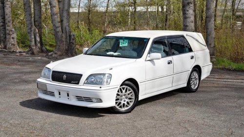 Toyota, Toyota Crown, Let’s Hope This 1JZ-Powered Toyota Crown Hearse Has Tie-Downs for the Casket Because I Want the Driver to Whip It Into the Graveside