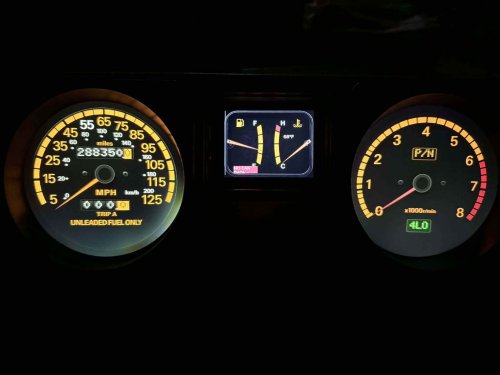 This Is How You Do It: Retrofitting an Old 4×4 With OEM+ Digital Gauges