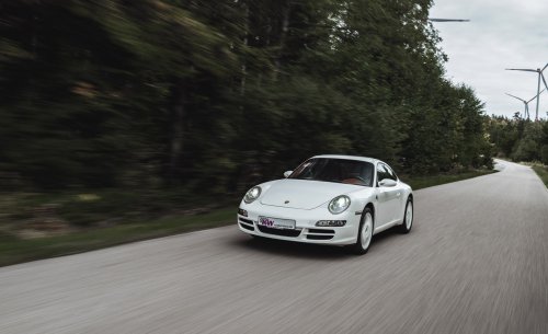 Make a Porsche 911 Dakar on a Budget With a 996 and This New Suspension Lift