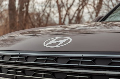 Hyundai, Hyundai Will ‘Always’ Use Buttons and Knobs for Volume and Climate Control