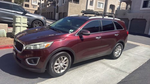 This 2017 Kia Sorento Is Still Running the Stock V6 at 715,000 Miles. What’s Your Excuse?