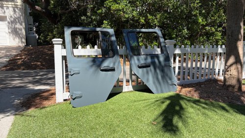 Jeep, Jeep Wrangler, The 2026 Jeep Wrangler’s New Door Removal System Really Is Much Better
