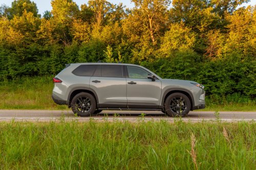 2026 Toyota Grand Highlander Review: Great Fuel Economy But So Much Cheap Plastic