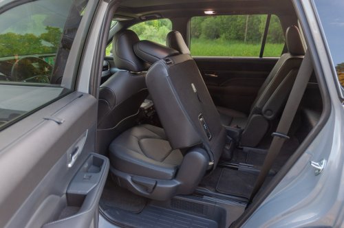 Toyota, Toyota Highlander, 2026 Toyota Grand Highlander Review: Great Fuel Economy But So Much Cheap Plastic