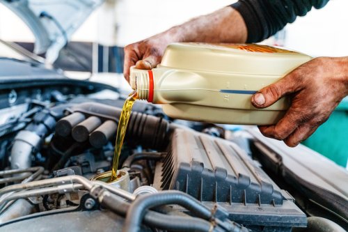 Oil Viscosity Keeps Your Engine Alive. A Scientist Just Found Its ‘Absolute Cosmic Limit’