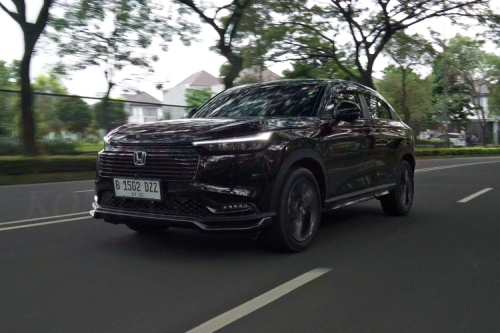 Menilik Kelebihan dan Kekurangan Honda HR-V e:HEV Termurah