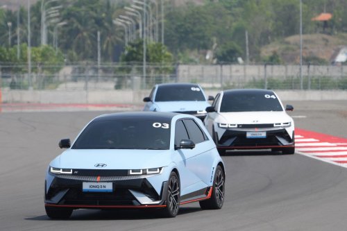 Ganti Ban Mobil ICE dan Mobil Listrik, Lebih Mahal Mana?