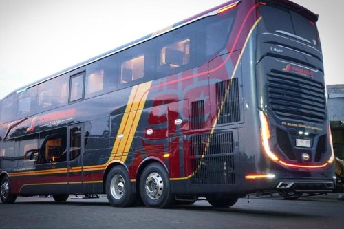 Bus Baru PO Juragan 99 Trans, Double Decker Mewah 19 Penumpang