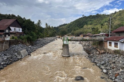 Perusahaan Oli Ini Salurkan Bantuan Pelumas ke Sumatera