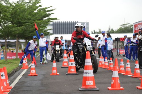 Menguasai Safety Riding: Kunci Keselamatan Pengendara Motor