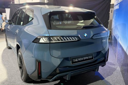 BMW iX3 Hadir di GIIAS 2026, Simak Spesifikasi dan Kisaran Harganya