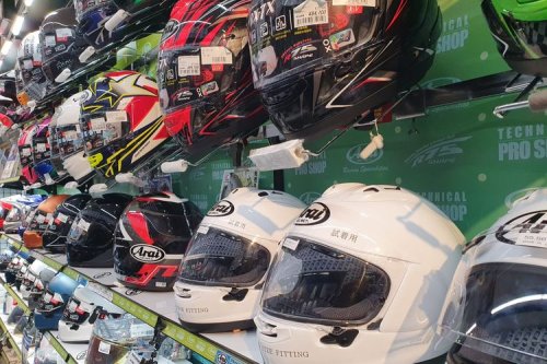 Berburu Helm Premium di Ricoland Tokyo Bay