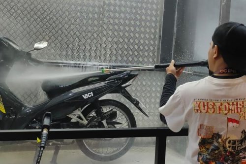 Cara Membersihkan Motor dari Abu Vulkanik, Diskon LMPV September 2026