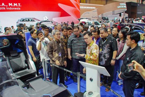 Penjualan Mobil Elektrifikasi Toyota Tumbuh 65 Persen