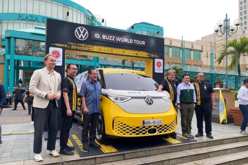 ID. Buzz World Tour Singgah di Indonesia, VW Buktikan Ketangguhan Mobil Listriknya
