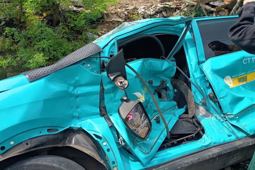 Mobil Listrik Terkunci, Taksi VinFast